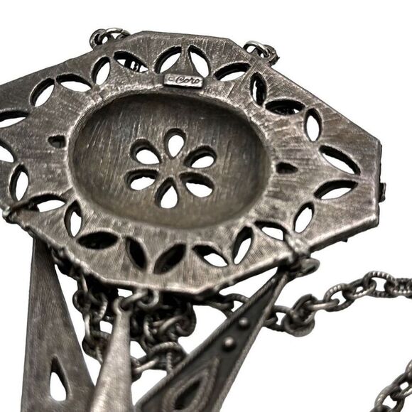 CORO Vintage Bundle Jewelry Lot of Signed Coro Necklaces and Coro Brooch - Picture 4 of 9